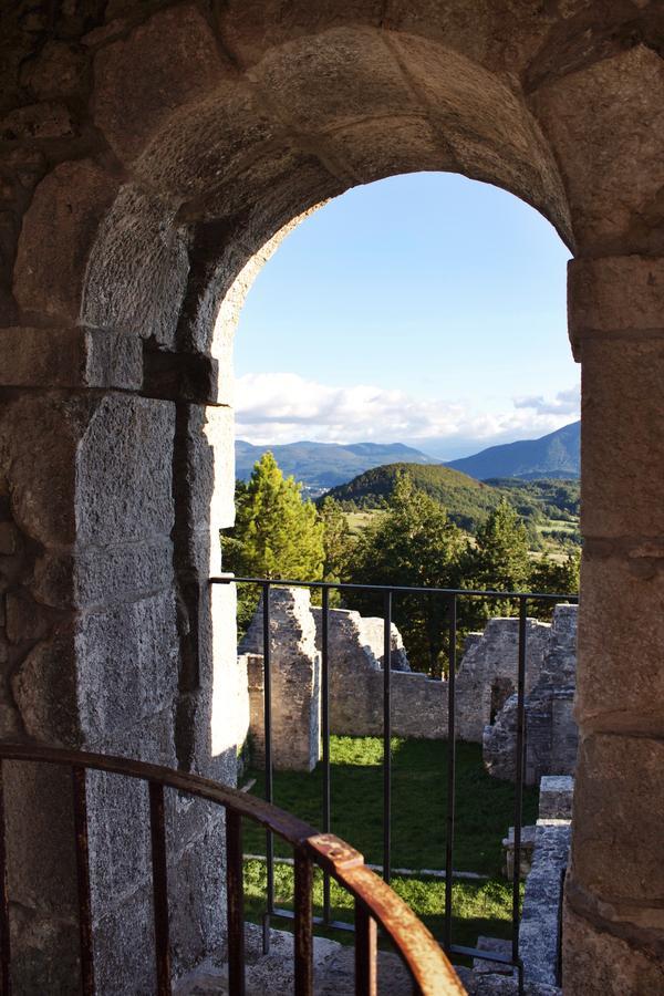 Masseria Monte Pizzi Carovilli Εξωτερικό φωτογραφία